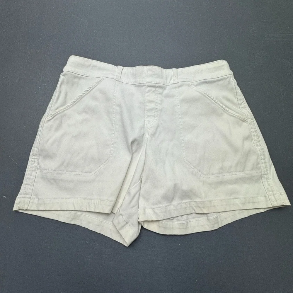 Spanx Shorts Women's XL White Chino Stretch Mid Rise Casual Streetwear 5" Inseam - Picture 1 of 7